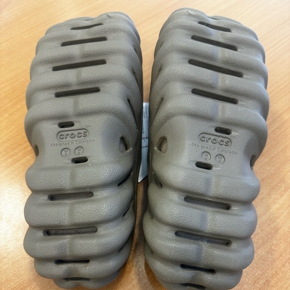 Crocs Echo Slide unisex SZ US M6/W8 tumbleweed - Picture 4 of 4